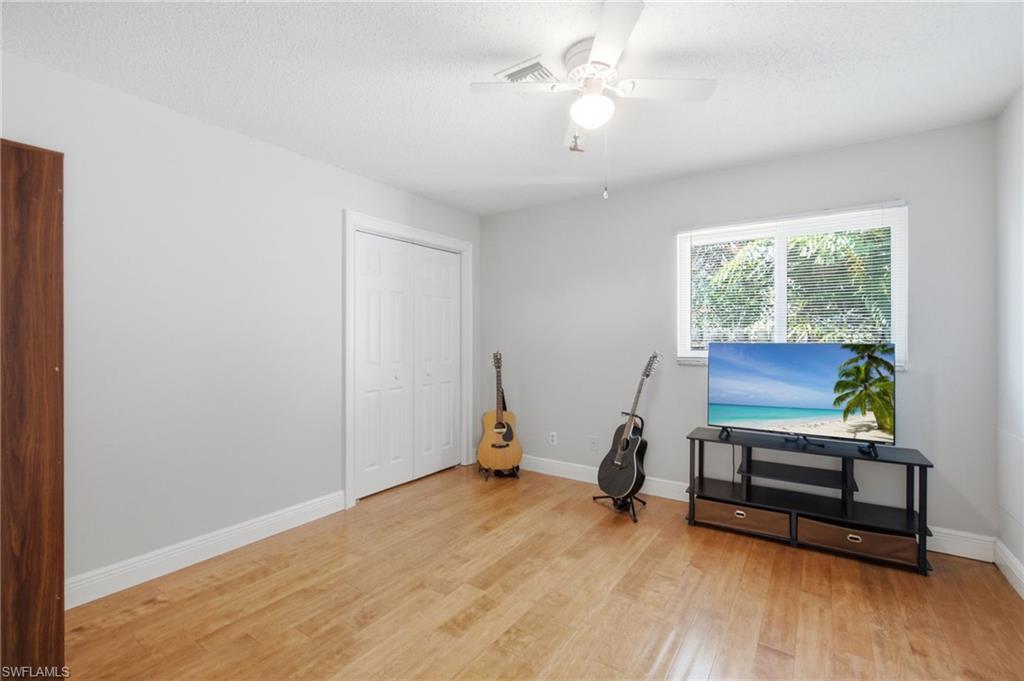 GOLDEN GATE CITY - Residential