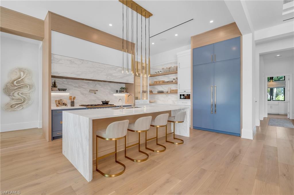 AQUALANE SHORES - Residential
