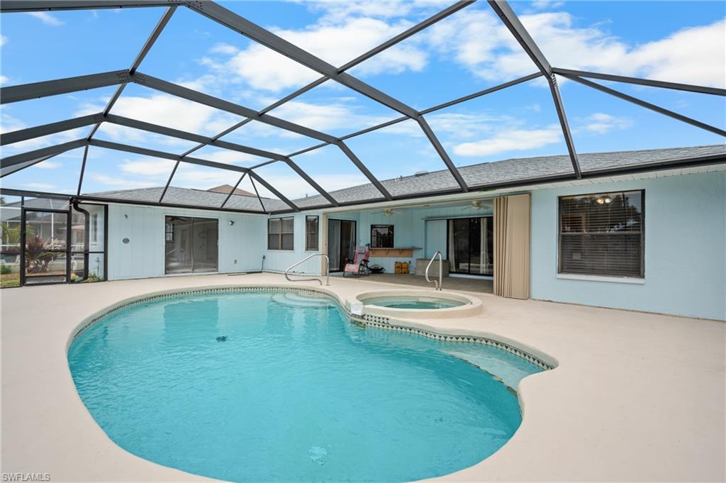 GULF COVE - Residential