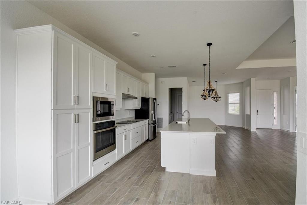 HARBOR ESTATES - Residential