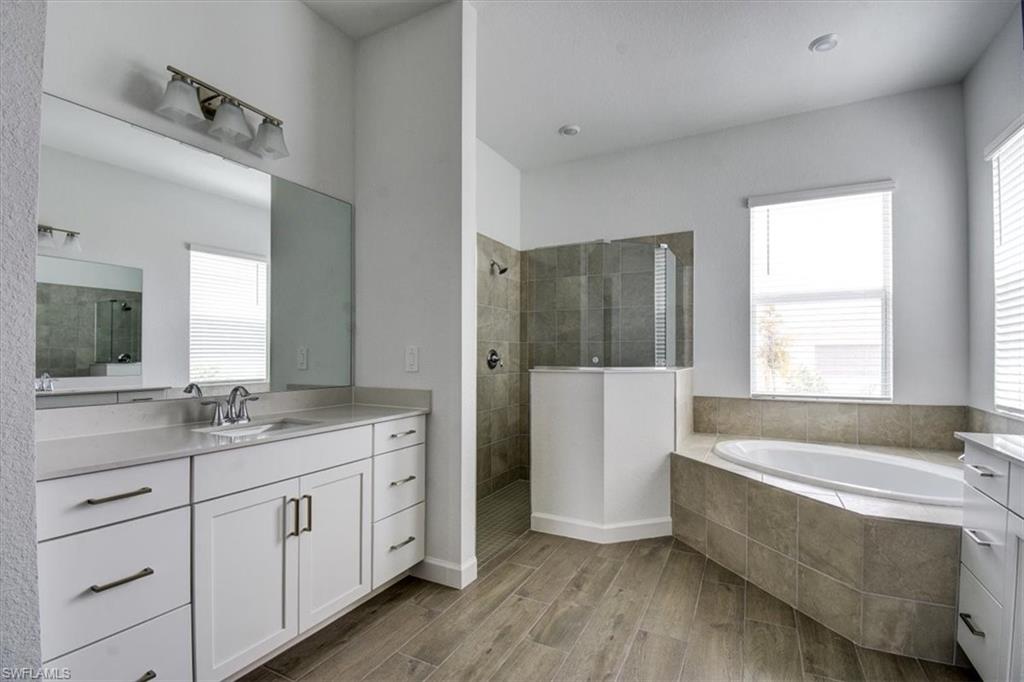 HARBOR ESTATES - Residential
