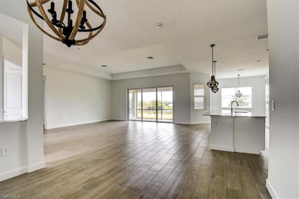 HARBOR ESTATES - Residential
