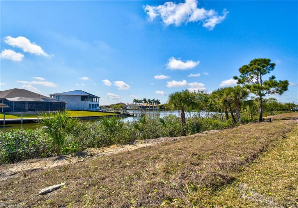 HARBOR ESTATES - Residential