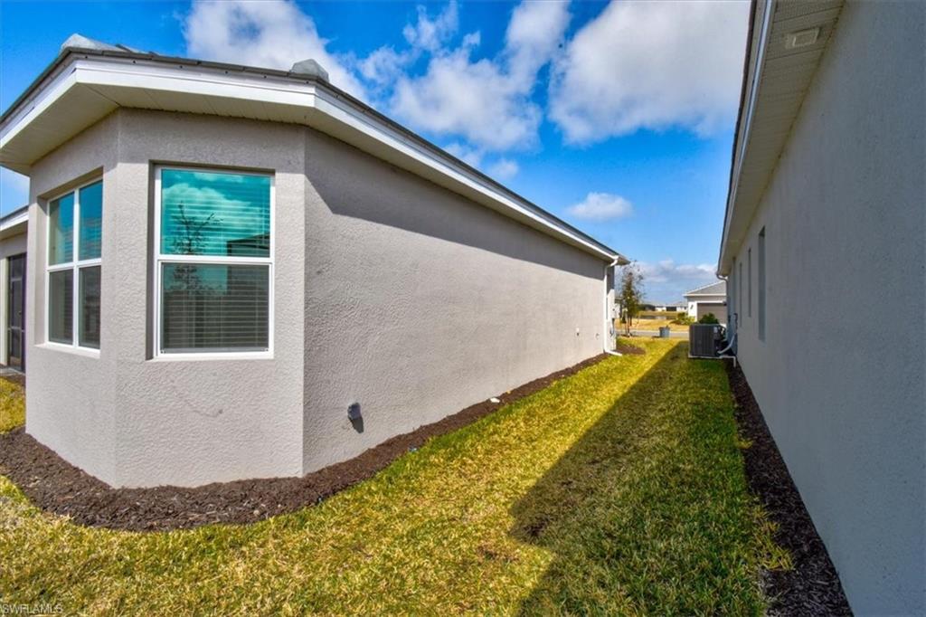 HARBOR ESTATES - Residential