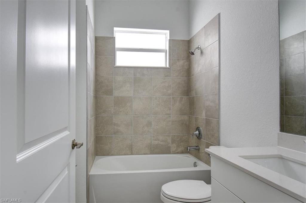 HARBOR ESTATES - Residential