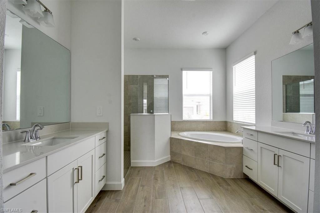 HARBOR ESTATES - Residential