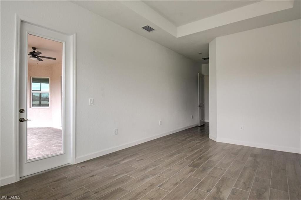 HARBOR ESTATES - Residential
