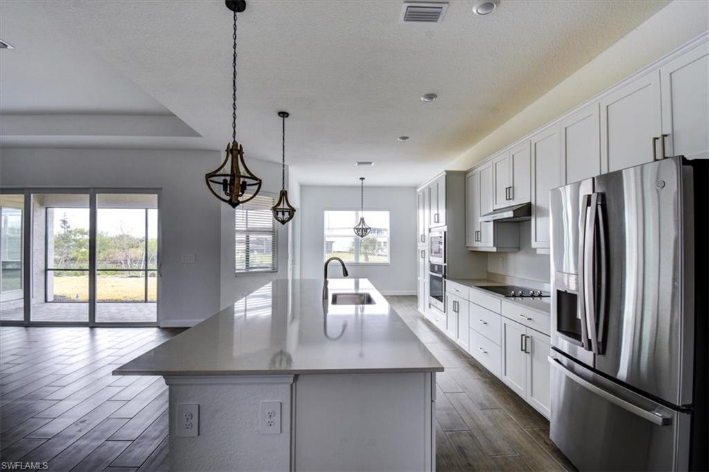 HARBOR ESTATES - Residential