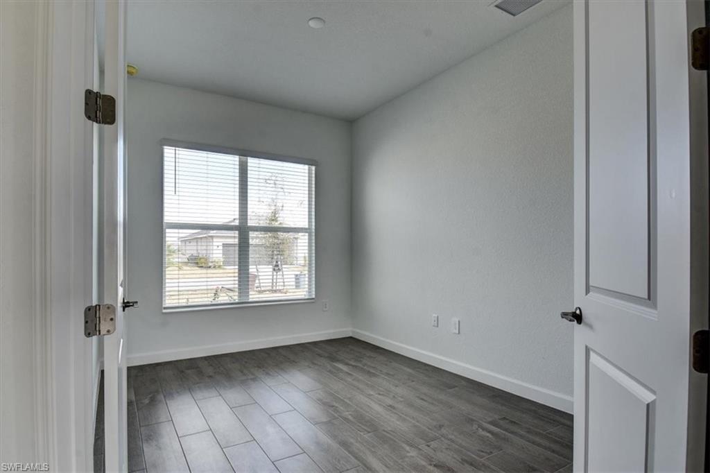 HARBOR ESTATES - Residential