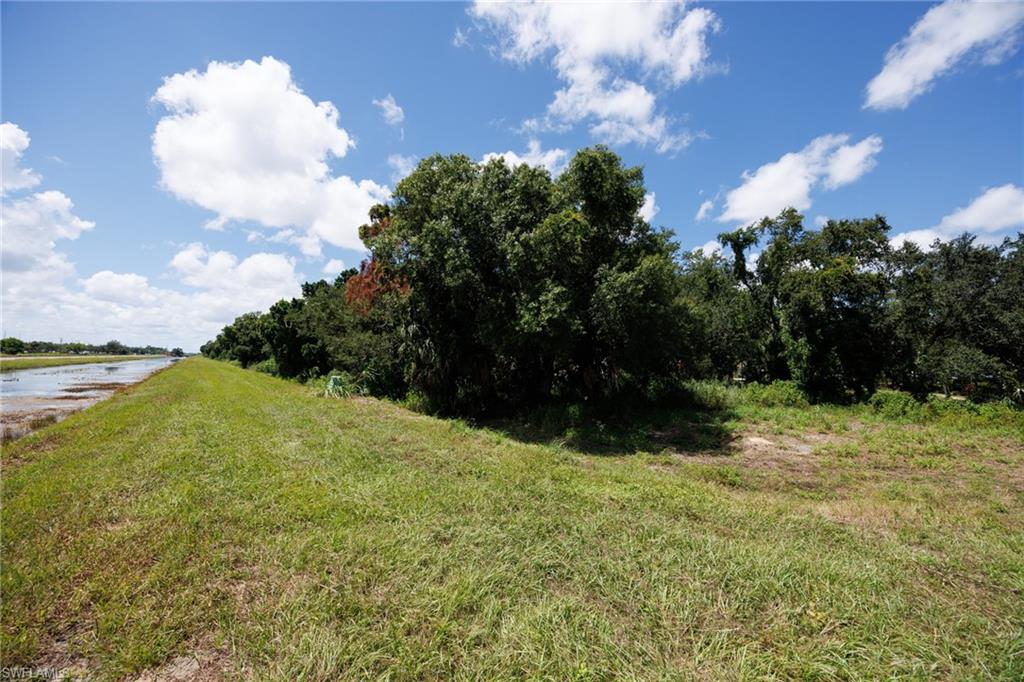 FORT MYERS - Land