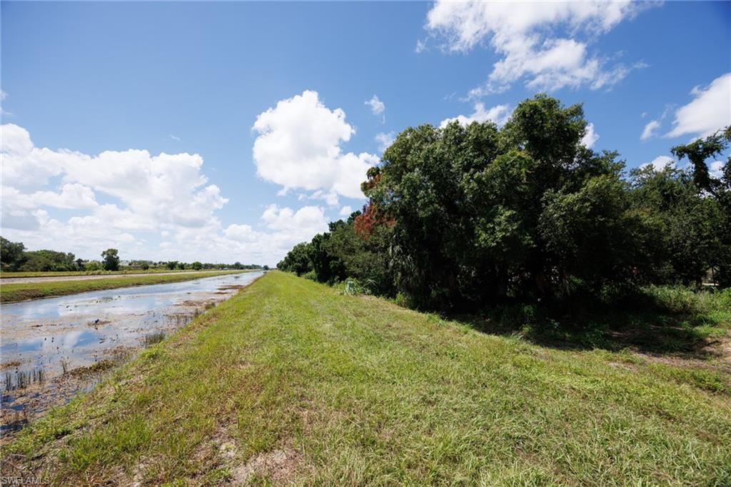 FORT MYERS - Land