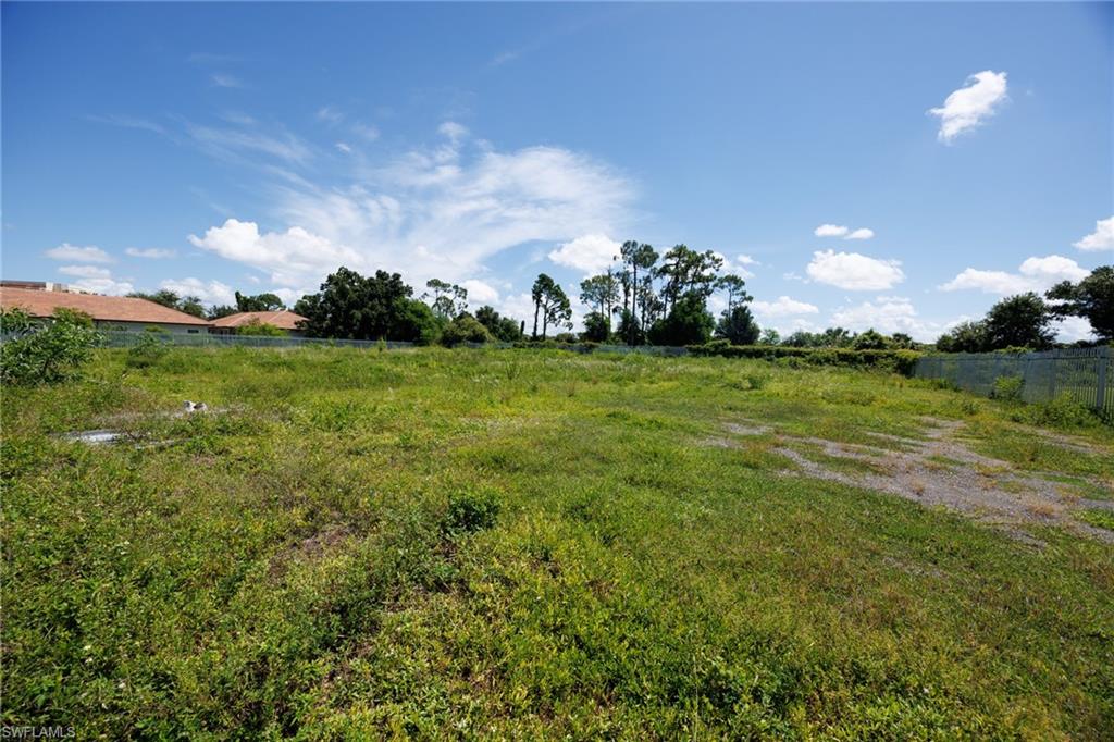 FORT MYERS - Land