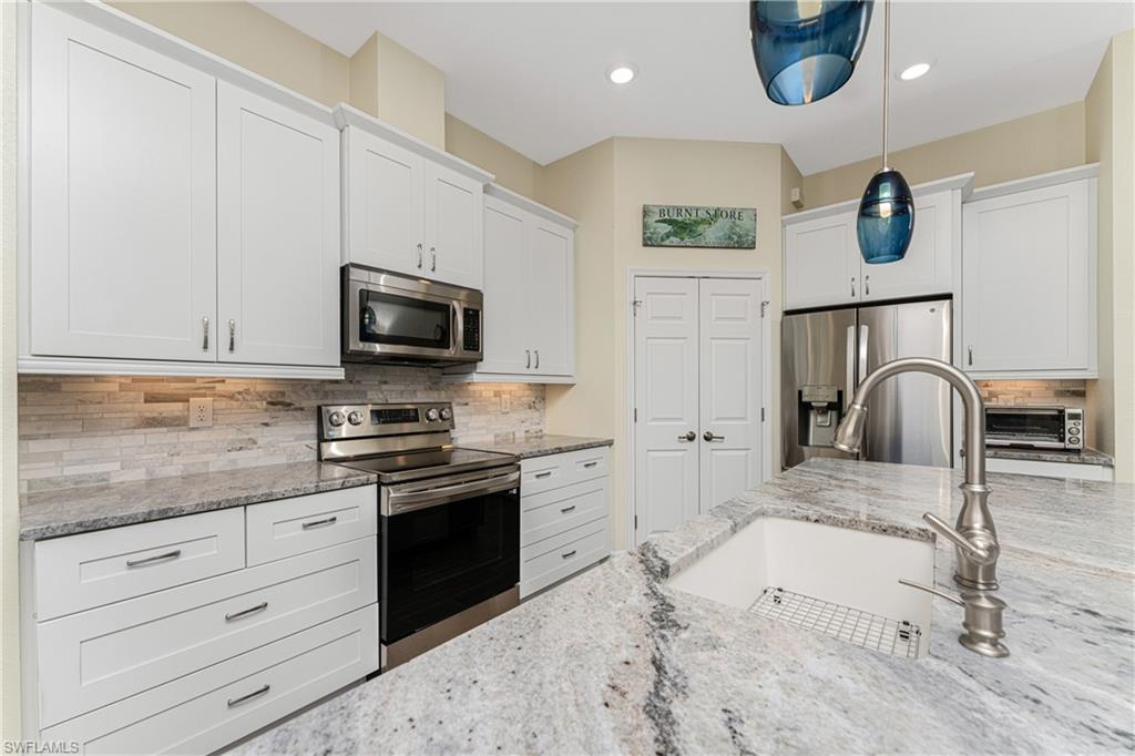 BURNT STORE LAKES - Residential