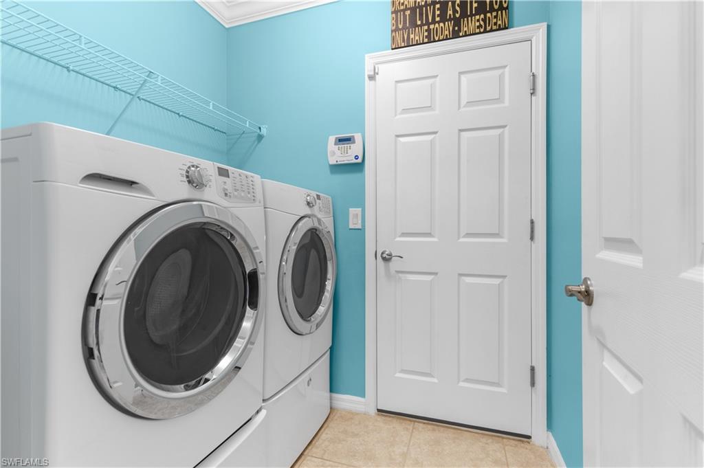 CASCADES - Residential Lease