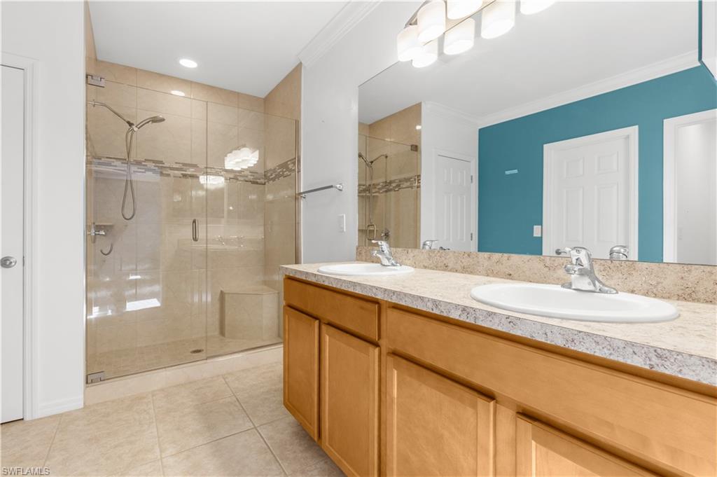 CASCADES - Residential Lease
