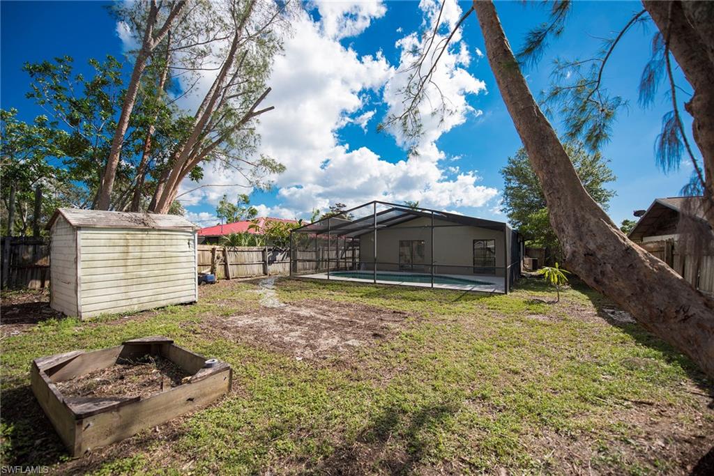 NAPLES PARK - Residential