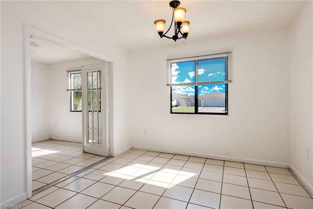 NAPLES PARK - Residential