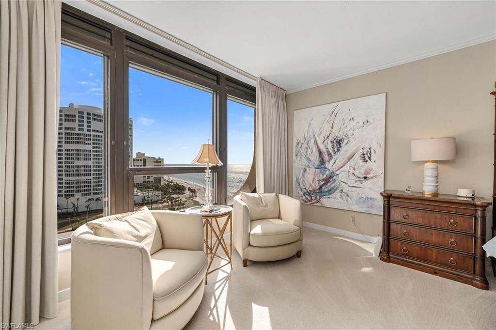 PARK PLAZA - Residential