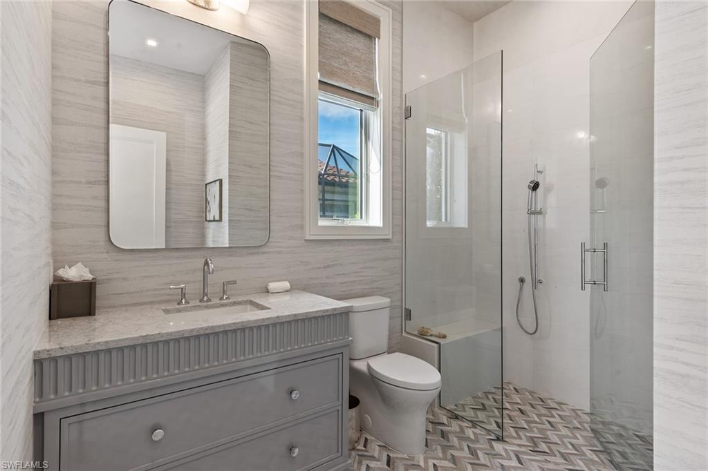 BAY COLONY SHORES - Residential