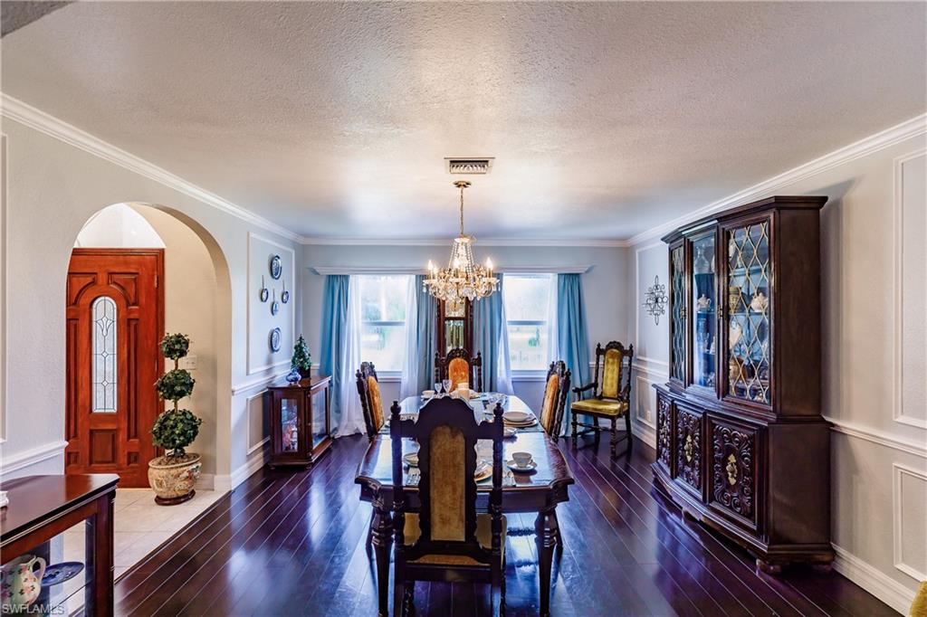 GOLDEN GATE ESTATES - Residential