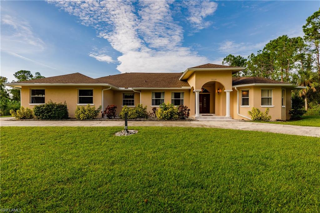 GOLDEN GATE ESTATES - Residential
