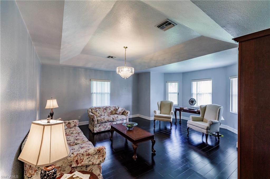 GOLDEN GATE ESTATES - Residential