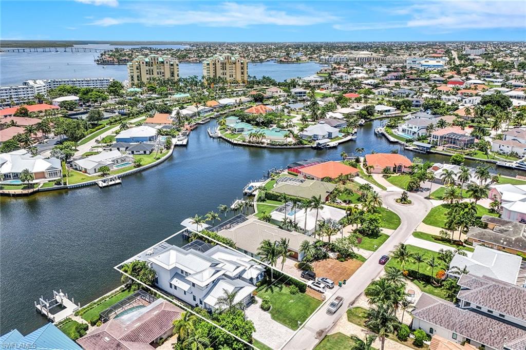 MARCO ISLAND - Residential