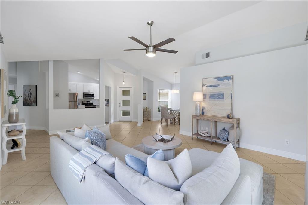 LONGSHORE LAKE - Residential