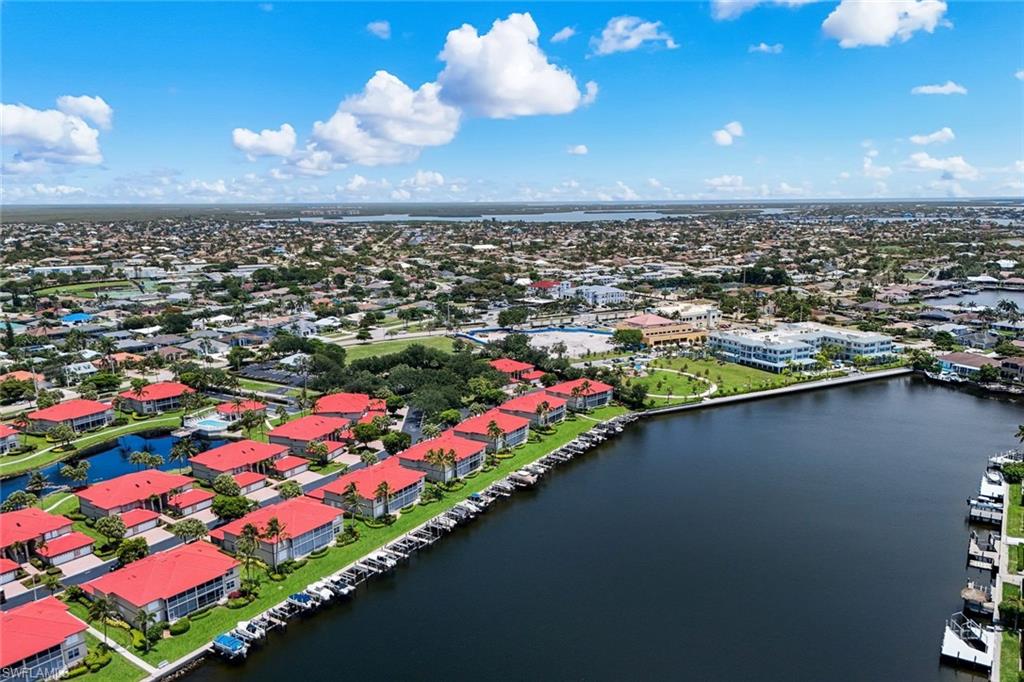 VILLAS AT WATERSIDE - Residential