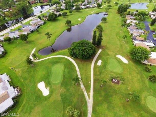 LAKEWOOD VILLAS - Residential