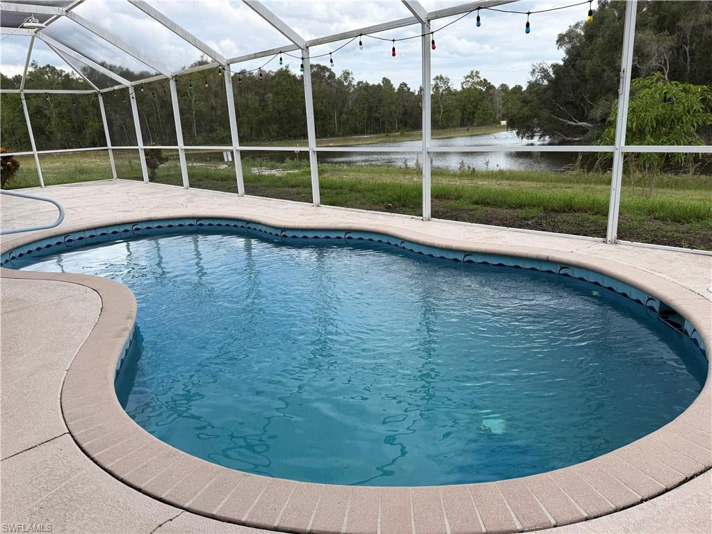 MIRROR LAKES - Residential