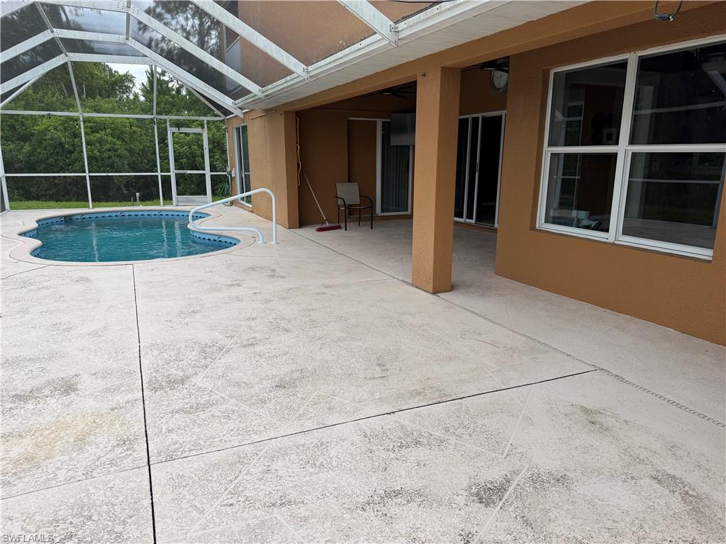 MIRROR LAKES - Residential