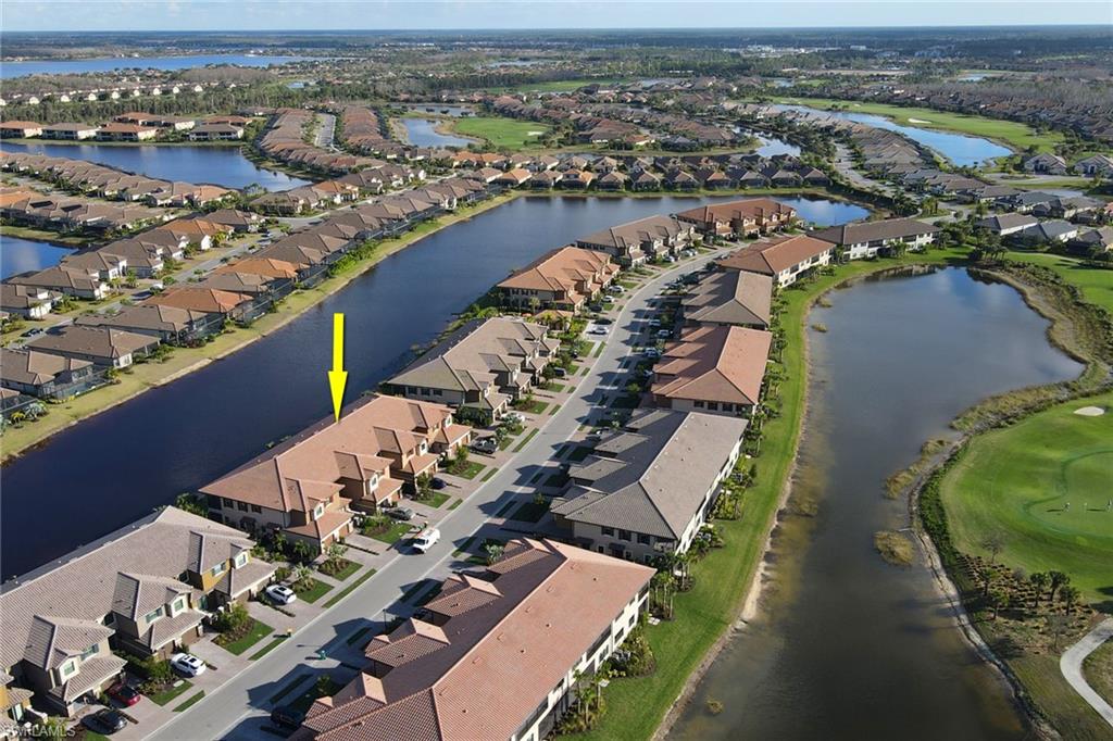 ESPLANADE - Residential Lease
