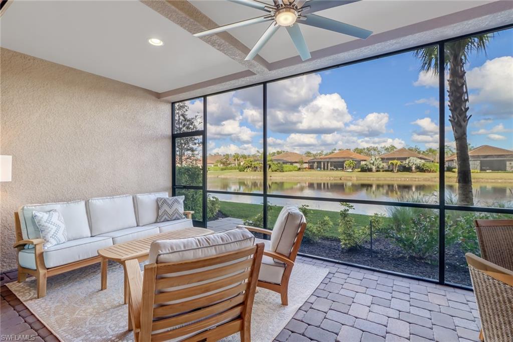 ESPLANADE - Residential Lease