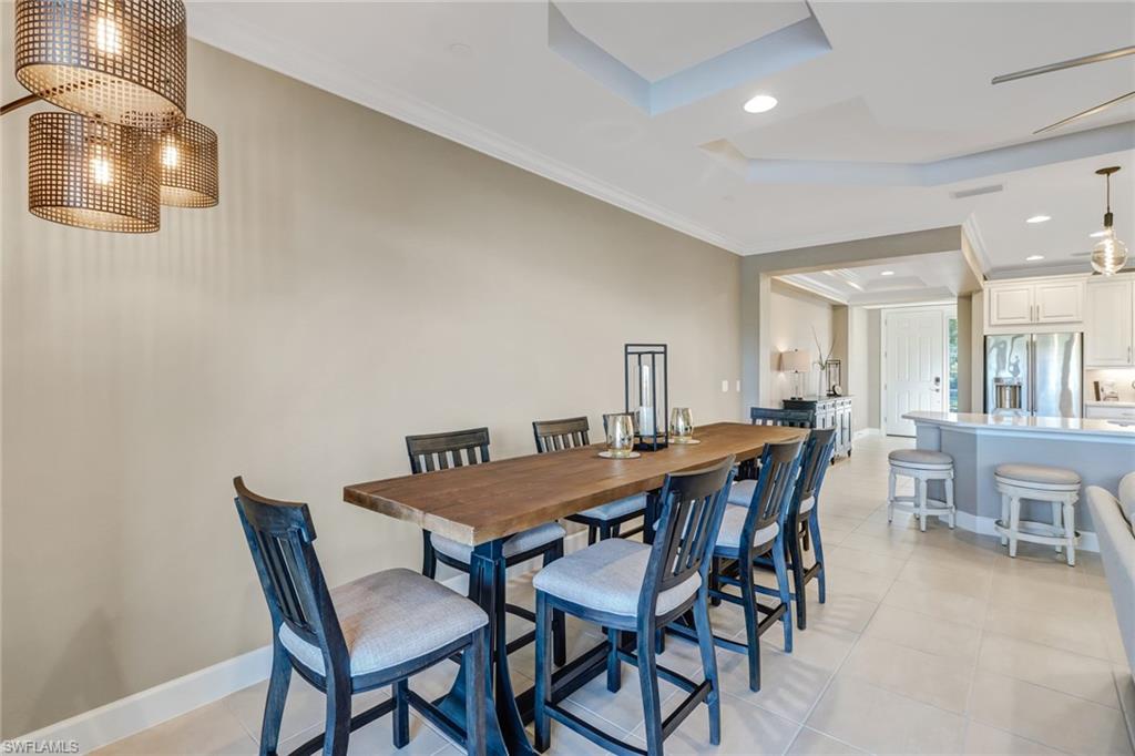 ESPLANADE - Residential Lease