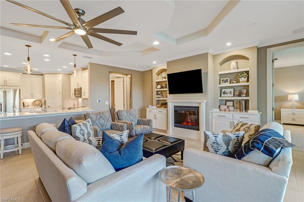 ESPLANADE - Residential Lease