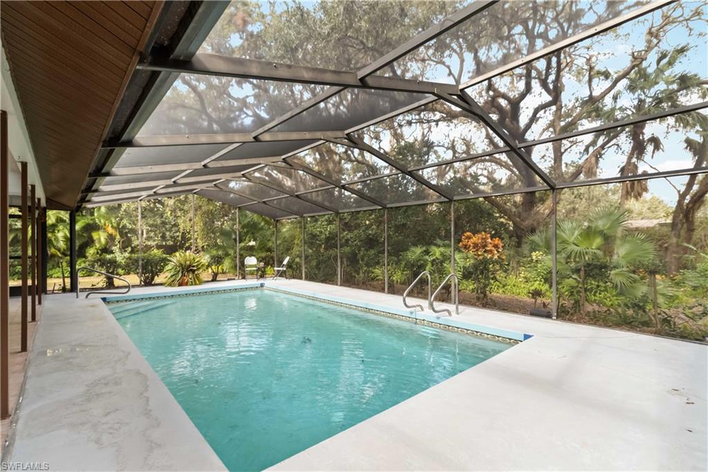 HIDDEN PINES - Residential