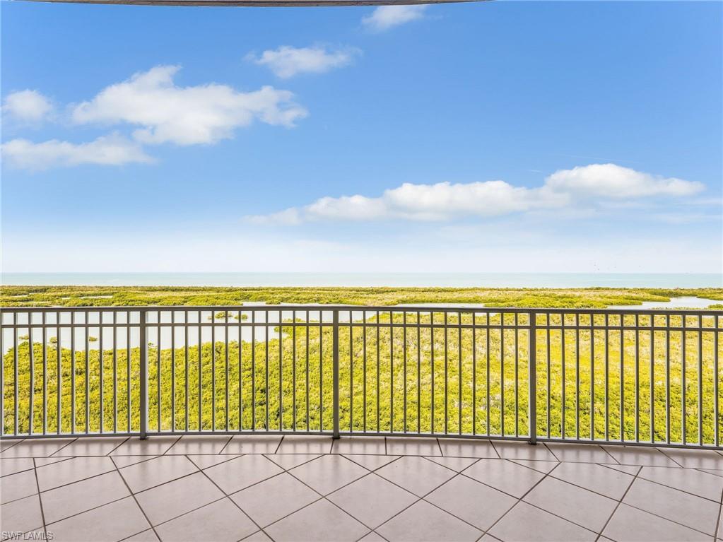 ARBOR TRACE - Residential