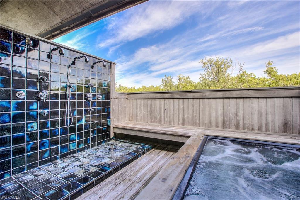 UPPER CAPTIVA SHORES - Residential