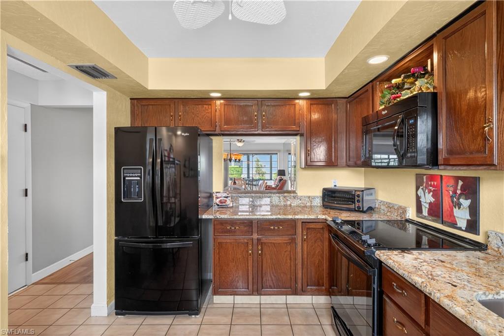 MYERLEE PARK NORTH CONDO - Residential