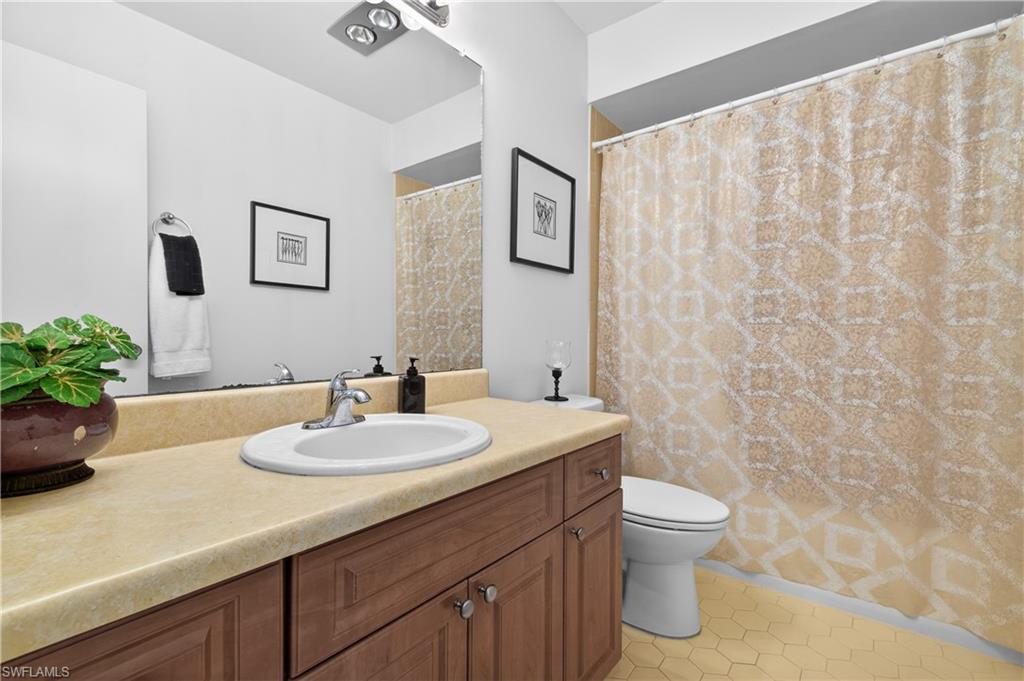 MYERLEE PARK NORTH CONDO - Residential