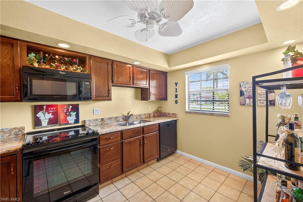 MYERLEE PARK NORTH CONDO - Residential