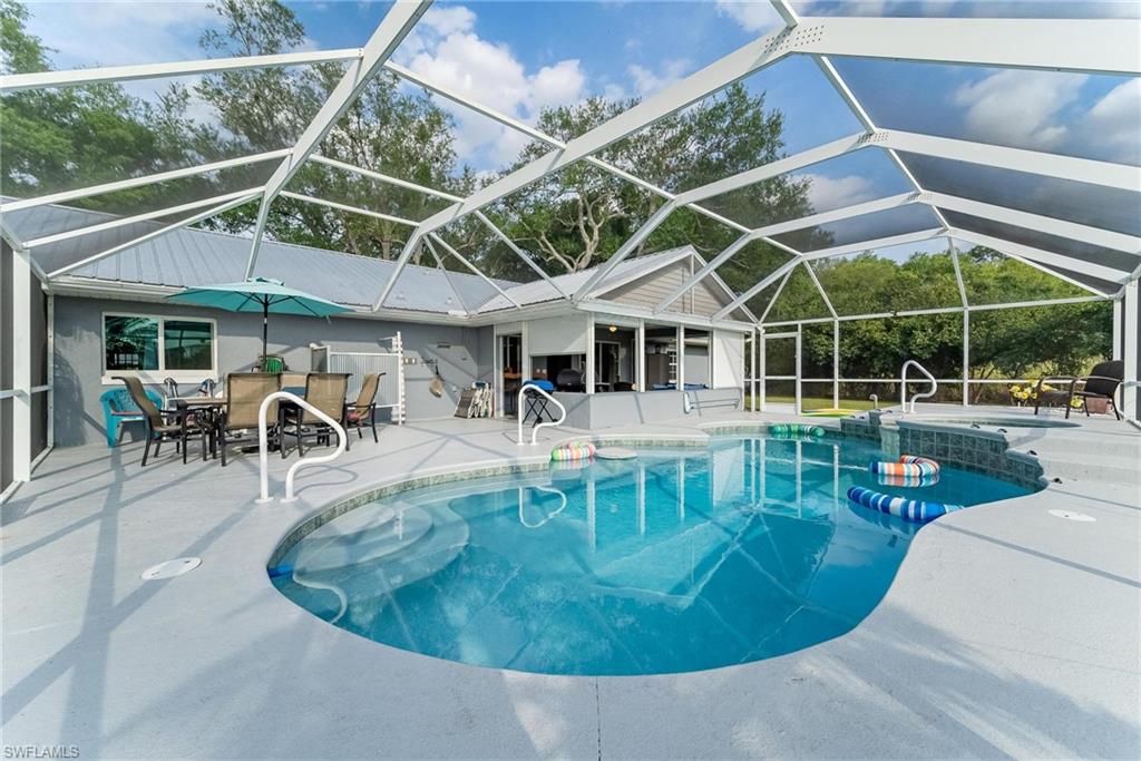 PARKWOOD - Residential