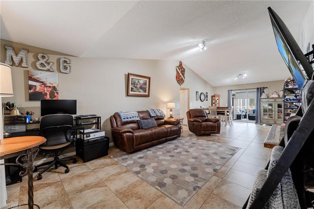 PARKWOOD - Residential