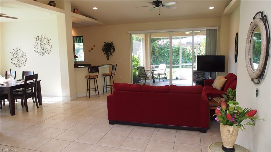 TWIN LAKE ESTATES - Residential