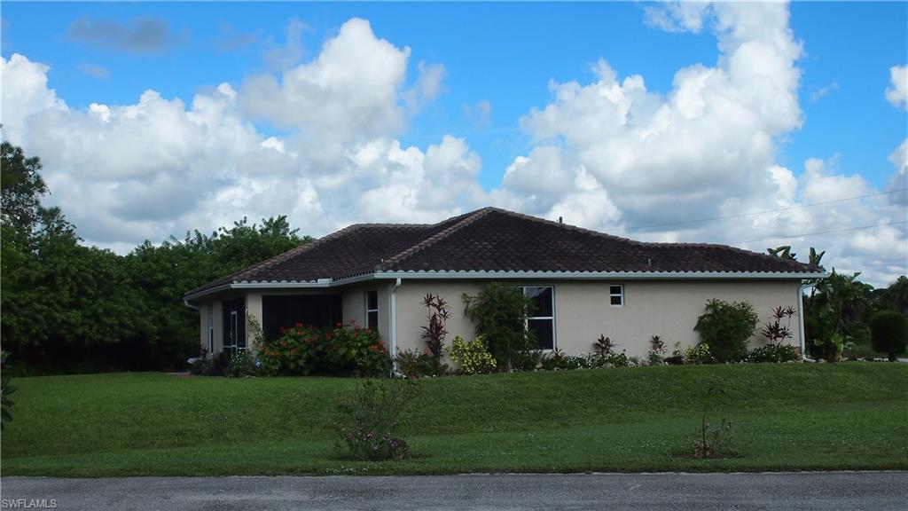 TWIN LAKE ESTATES - Residential