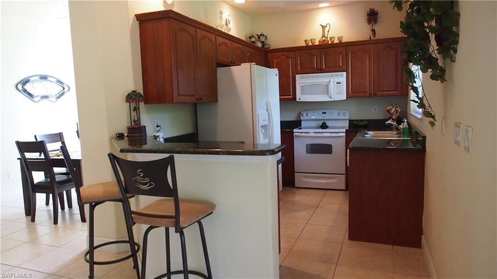 TWIN LAKE ESTATES - Residential