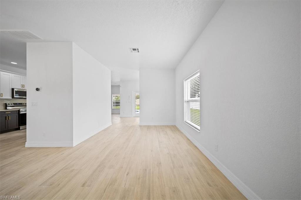 CYPRESS CAY - Residential