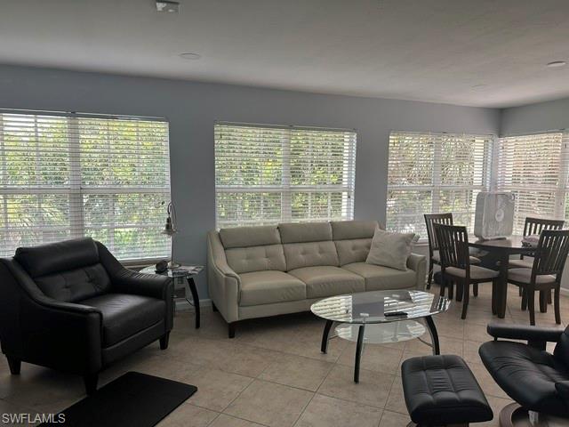 STRATFORD PLACE CONDO - Residential
