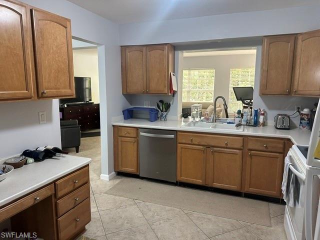 STRATFORD PLACE CONDO - Residential